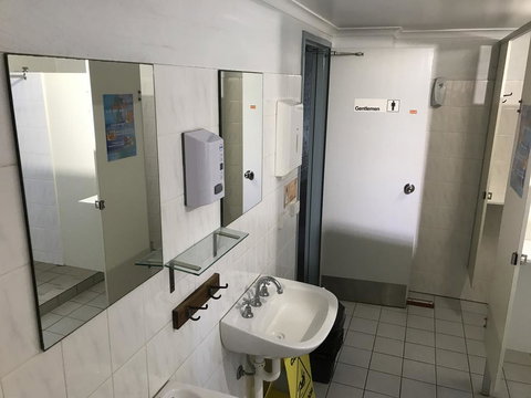 Wandarrah Lodge Hostel - Accommodation Mount Tamborine 2