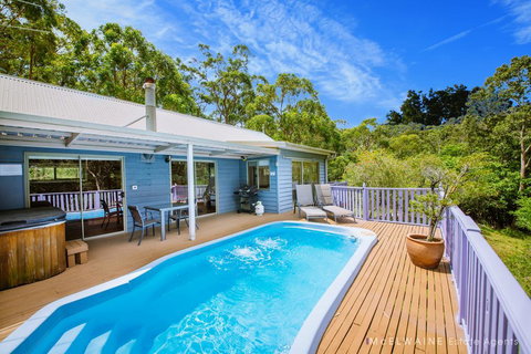Wanjii II Pool & Spa Getaway - Accommodation Mount Tamborine 0