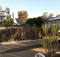 Warren Motor Inn - Accommodation Mount Tamborine