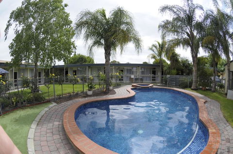 Warrina Motor Inn - Accommodation Mount Tamborine 0