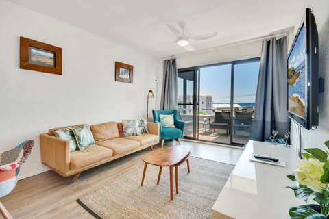 Warroo15 - Accommodation Mount Tamborine 0