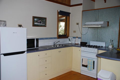 Bluegum Ridge Cottages - Accommodation Mount Tamborine 15