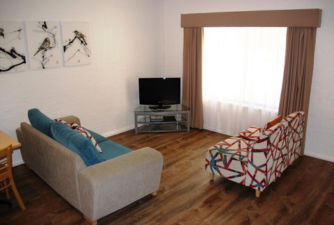 Blazing Stump Motel & Suites - Accommodation Mount Tamborine 29