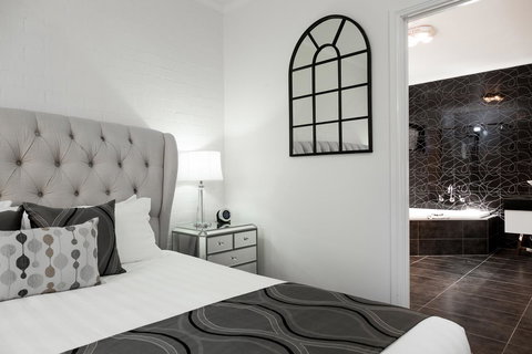 Blazing Stump Motel & Suites - Accommodation Mount Tamborine 25