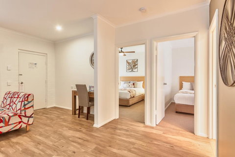 Blazing Stump Motel & Suites - Accommodation Mount Tamborine 4