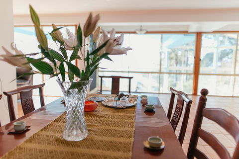 The Dan - Accommodation Mount Tamborine 11