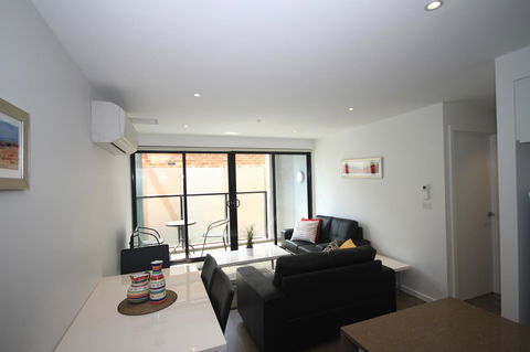 RNR Serviced Apartments North Melbourne - Accommodation Mount Tamborine 7
