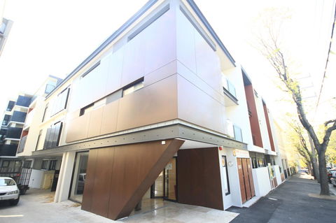 RNR Serviced Apartments North Melbourne - Accommodation Mount Tamborine 6