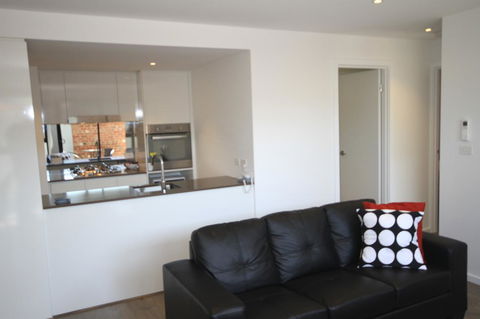 RNR Serviced Apartments North Melbourne - Accommodation Mount Tamborine 9