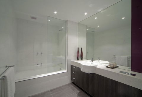Tyrian Serviced Apartments Fitzroy - Accommodation Mount Tamborine 8