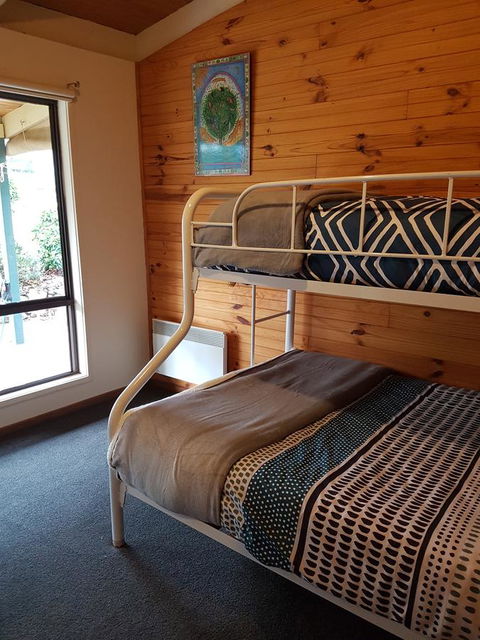 Wahroonga - Accommodation Mount Tamborine 9