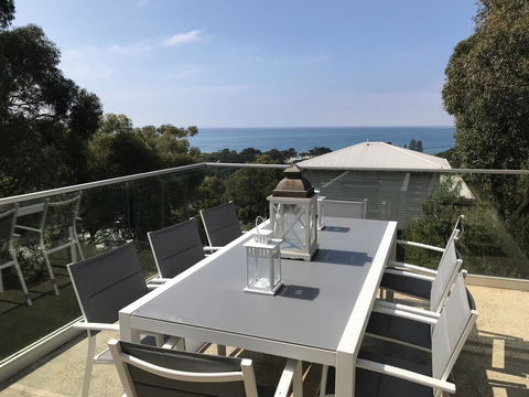 Lorne Sea View Terrace House - Accommodation Mount Tamborine 18