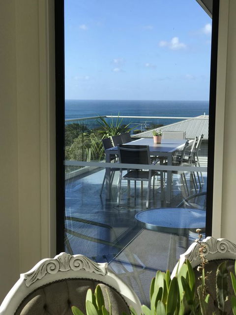 Lorne Sea View Terrace House - Accommodation Mount Tamborine 9