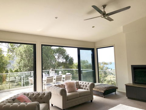 Lorne Sea View Terrace House - Accommodation Mount Tamborine 20