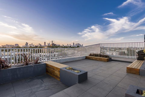 Oaks Melbourne South Yarra Suites - Accommodation Mount Tamborine 8