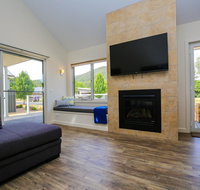 Amber Mist Villa Two - Accommodation Mount Tamborine