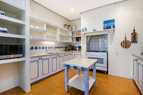 Edge17 Port Fairy Wharf - Accommodation Mount Tamborine 4