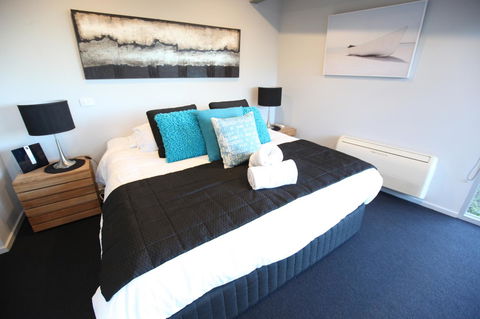 Lorne Luxury - Accommodation Mount Tamborine 3