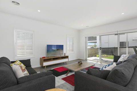 Tidal Changes - Rejuvenate Stays - Accommodation Mount Tamborine 3