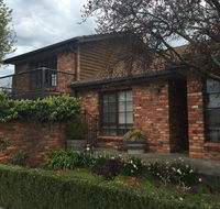 Bricks and Roses - Accommodation Mount Tamborine