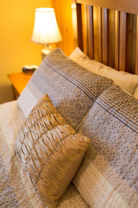Airleigh-Rose Cottage - Accommodation Mount Tamborine 10