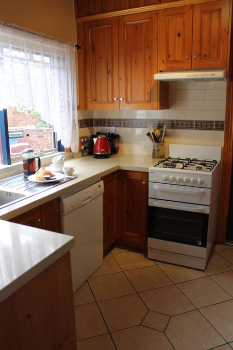 Airleigh-Rose Cottage - Accommodation Mount Tamborine 44