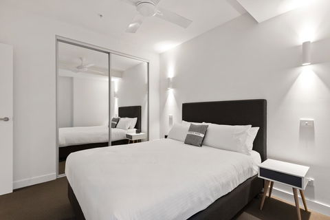District Apartments Fitzroy - Accommodation Mount Tamborine 24