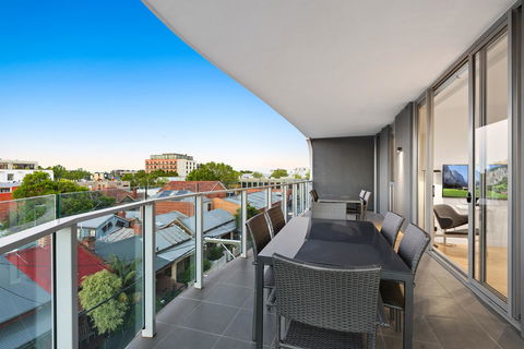 District Apartments Fitzroy - Accommodation Mount Tamborine 5