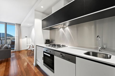 District Apartments Fitzroy - Accommodation Mount Tamborine 16