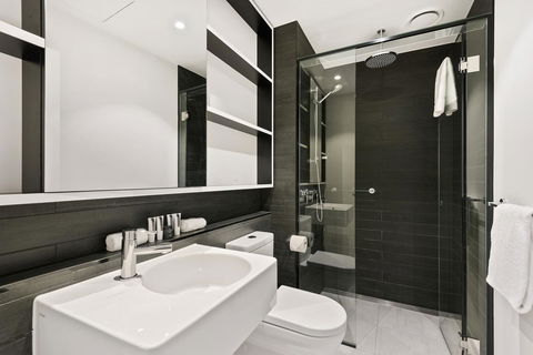District Apartments Fitzroy - Accommodation Mount Tamborine 19