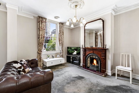 Hanna - Beyond A Room Private Apartments - Accommodation Mount Tamborine 3