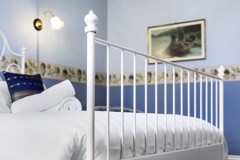 Hanna - Beyond A Room Private Apartments - Accommodation Mount Tamborine 9