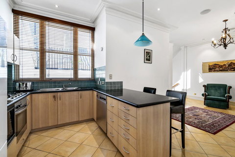 Hanna - Beyond A Room Private Apartments - Accommodation Mount Tamborine 1