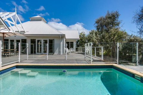 Perfect Blairgowrie Beach House - Accommodation Mount Tamborine 0