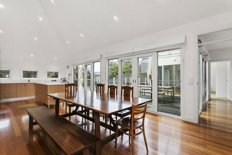 Perfect Blairgowrie Beach House - Accommodation Mount Tamborine 9