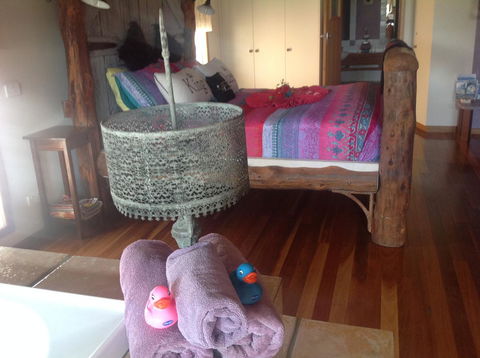 Ditto Daddy's - Accommodation Mount Tamborine 2