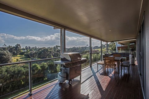 Saltwater Breeze Retreat - Accommodation Mount Tamborine 25