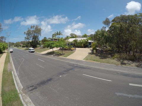 Cool Bananas Backpackers - Accommodation Mount Tamborine 1