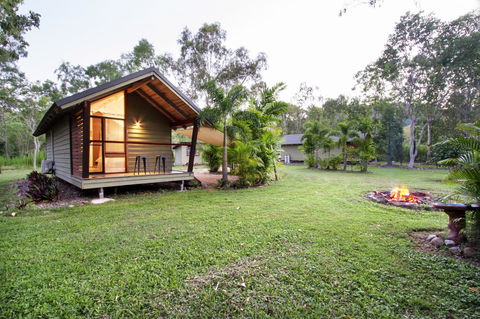 Airlie Beach Eco Cabins - Adults Only - Accommodation Mount Tamborine 28