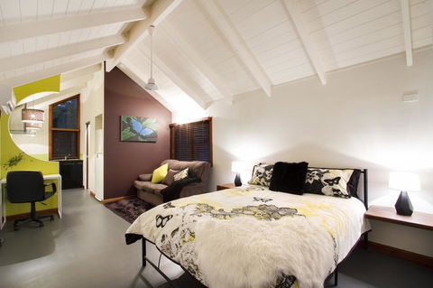 Airlie Beach Eco Cabins - Adults Only - Accommodation Mount Tamborine 25