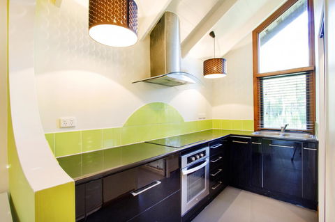 Airlie Beach Eco Cabins - Adults Only - Accommodation Mount Tamborine 10