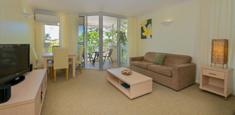 On The Beach Apartments - Accommodation Mount Tamborine 17