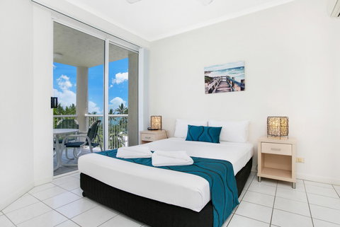 On The Beach Apartments - Accommodation Mount Tamborine 22