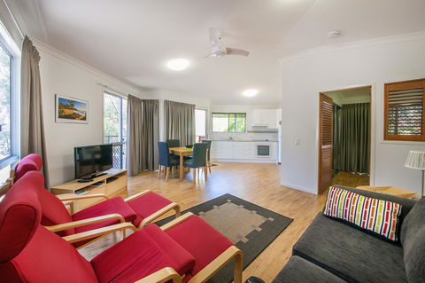 Sunset Cabins 1770 - Accommodation Mount Tamborine 5