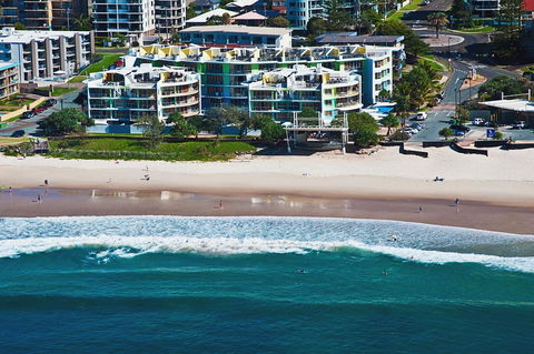 Rolling Surf Resort - Accommodation Mount Tamborine 0