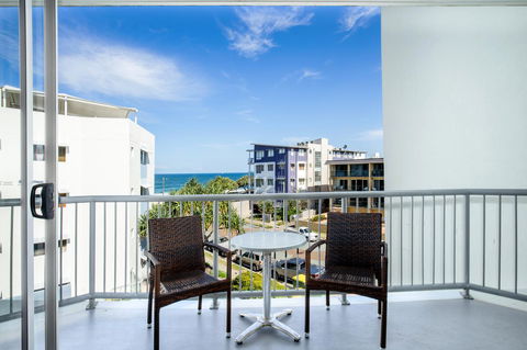 Rolling Surf Resort - Accommodation Mount Tamborine 24