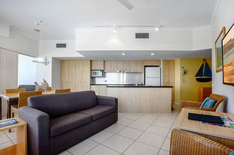 Rolling Surf Resort - Accommodation Mount Tamborine 30