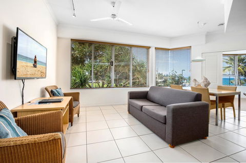Rolling Surf Resort - Accommodation Mount Tamborine 31