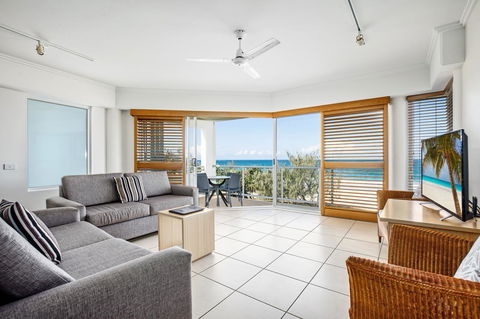 Rolling Surf Resort - Accommodation Mount Tamborine 11