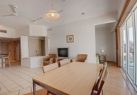 Rolling Surf Resort - Accommodation Mount Tamborine 40